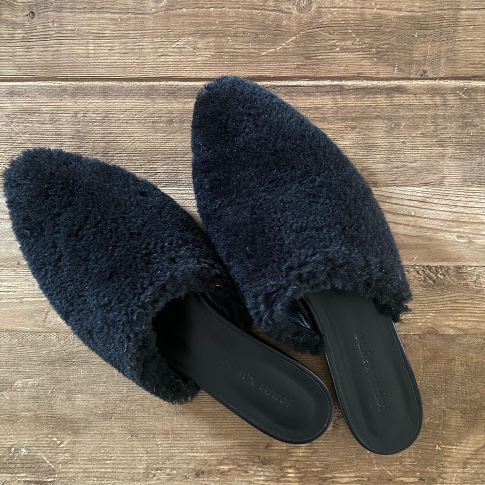 Jenni Kayne Black Shearling Mule 39 (7.5/8)